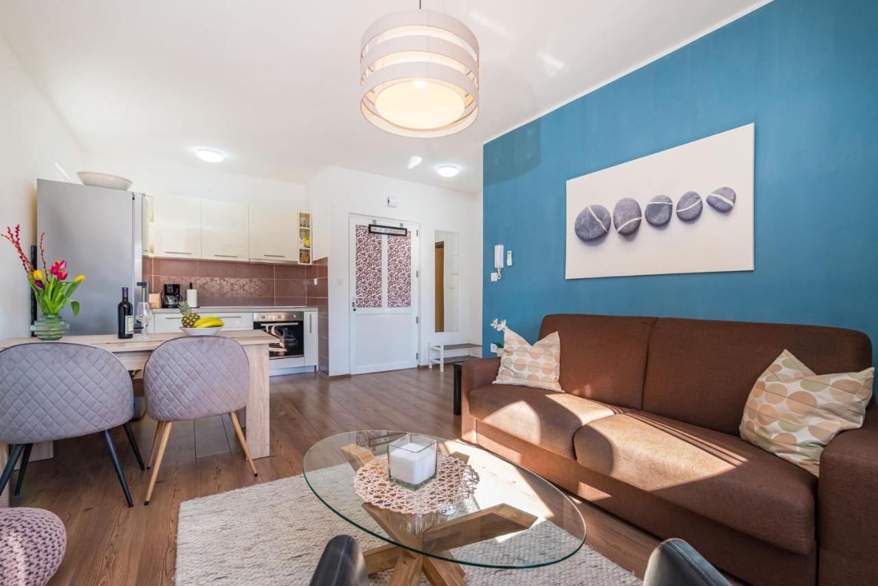 Apartment Karla Zadar Eksteriør billede